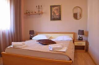 Отель Hotel Salute Budva Будва Апартаменты с террасой-1