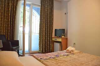 Отель Hotel Salute Budva Будва Бюджетный двухместный номер с 1 кроватью-15